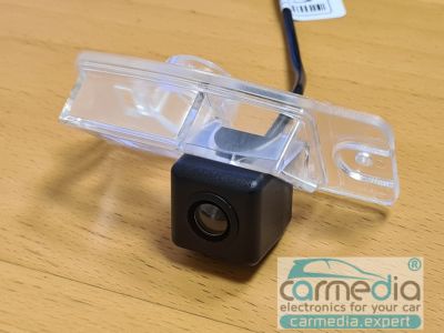 Камера заднего вида CarMedia CMD-AVG-NIS04 CCD-sensor Night Vision (ночная съёмка) для автомобилей Nissan X-Trail T32 2015+, Murano Z50/Z51 2002-2015, Infinity QX50/QX70/EX/FX в планку над номером, купить CarMedia CMD-AVG-NIS04 CCD-sensor Night Vision (но