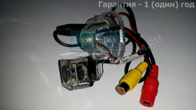 CarMedia CM-7512C Night Vision (ночная съёмка) с линиями разметки (Линза-Стекло) Цветная штатная камера заднего вида для автомобилей KIA Cerato (2009-2012), Venga (2010-) в плафон подсветки номера
