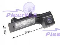 Pleervox PLV-CAM-AU04 Цветная штатная камера заднего вида для автомобилей Audi A1, A3 11-, A4 08-, A5, A6 11-,Q3, Q5, TT. Изображение 1