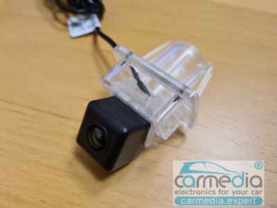 Камера заднего вида CarMedia CM-7315KB CCD-sensor Night Vision (ночная съёмка) для автомобилей Mercedes C (W204), CL (W216), CLS (W218), E (W212), S (W221), GL(X166), M (W166), V (447), Vito в планку над номером, купить CarMedia CM-7315KB CCD-sensor Night