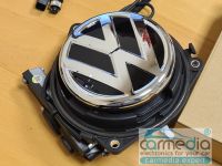 Volkswagen Golf VI (2008-2012), Passat B6 (2005-2010), Passat B7 (2011-), Passat CC (2008-) моторизированная вместо заводской эмблемы CarMedia CM-VWG-EMB CCD-sensor Night Vision (ночная съёмка) с линиями разметки (Линза-Стекло) Цветная штатная камера задн. Изображение 11