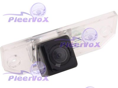 Pleervox PLV-AVG-PLV-AVG-F02 Цветная штатная камера заднего вида для автомобилей Ford Focus II (Sedan), C-Max ночной съемки (линза - стекло)