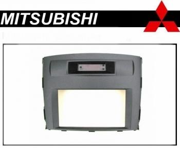 Рамка Mitsubishi Pajero 4 2DIN original (c часами)