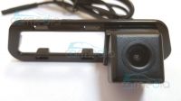CarMedia CM-7503S-PRO CCD-sensor Night Vision (ночная съёмка) с линиями разметки (Линза-Стекло) Цветная штатная камера заднего вида для автомобилей Nissan Tiida 2011-2012 в плафон подсветки номера